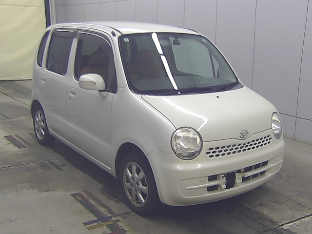 DAIHATSU MOVE — фото