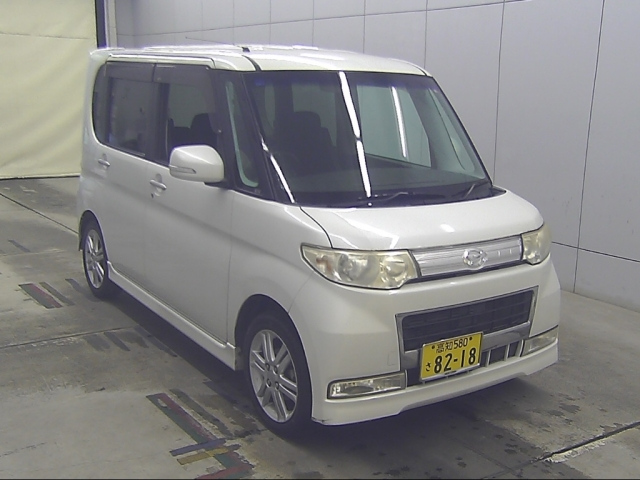 DAIHATSU TANTO — фото