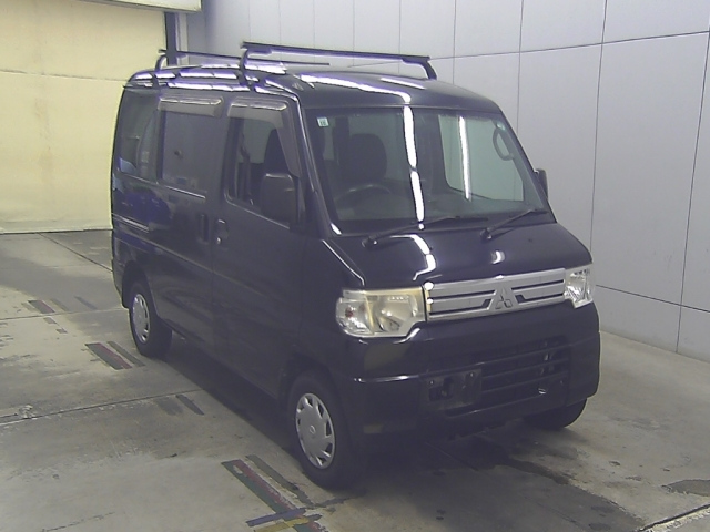 MITSUBISHI MINICAB VAN