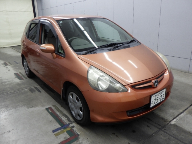 HONDA FIT — фото