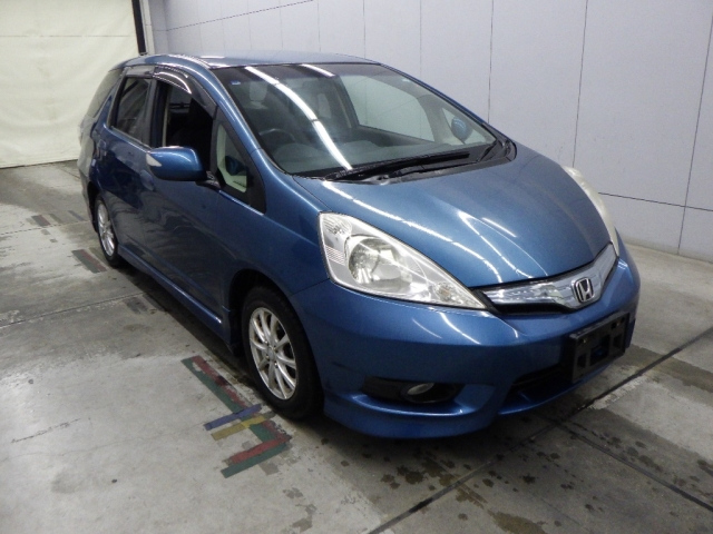 HONDA FIT — фото