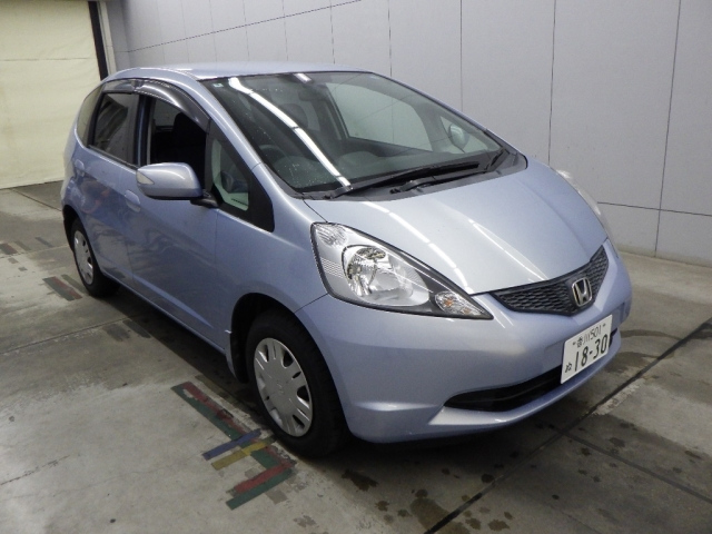 HONDA FIT — фото
