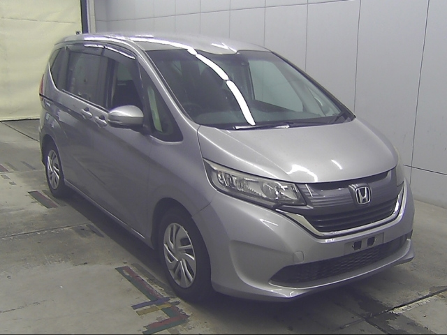 HONDA FREED — фото