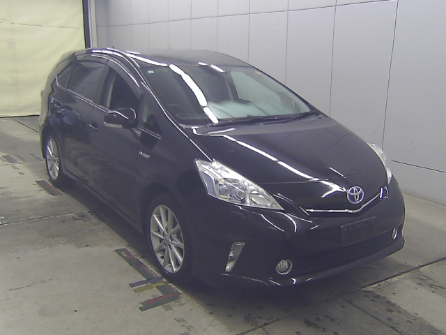 TOYOTA PRIUS — фото