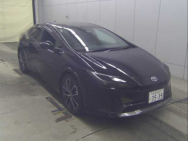 TOYOTA PRIUS — фото