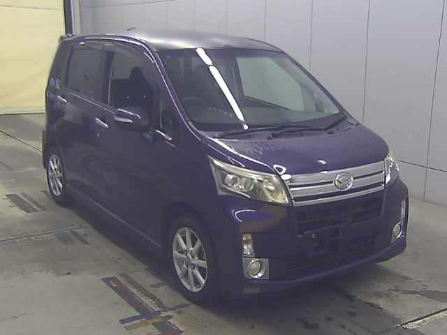DAIHATSU MOVE — фото
