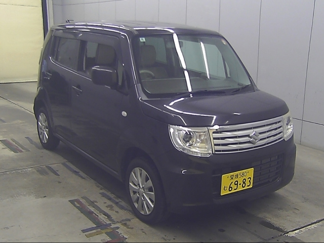 SUZUKI MRWAGON