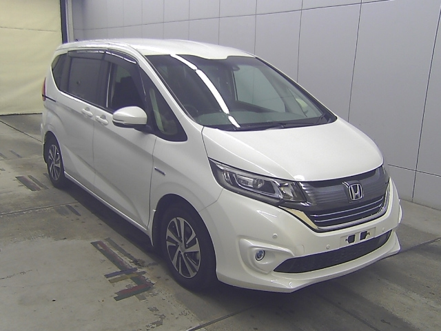 HONDA FREED — фото
