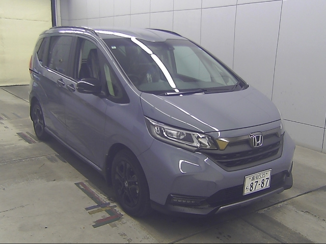 HONDA FREED — фото