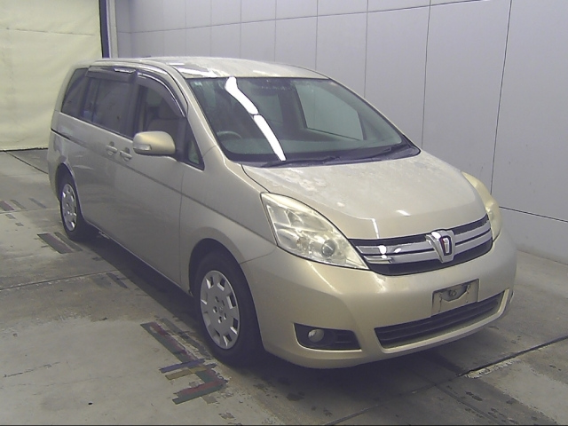 TOYOTA ISIS