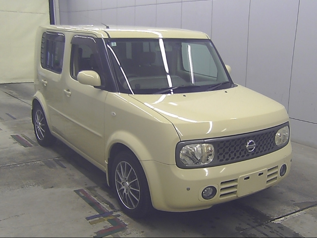 NISSAN CUBE — фото