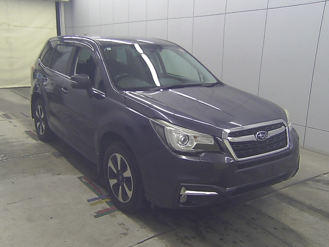 SUBARU FORESTER — фото