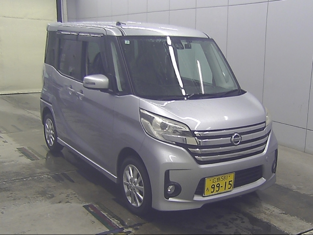 NISSAN DAYZ ROOX