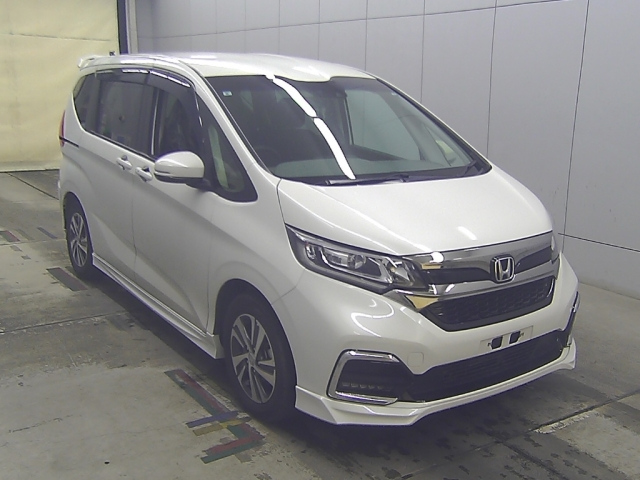 HONDA FREED — фото