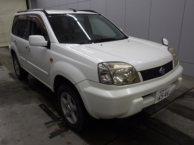 NISSAN X-TRAIL