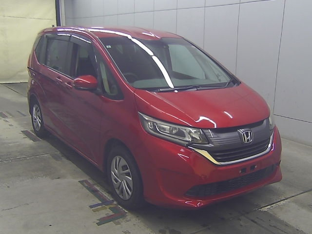HONDA FREED — фото