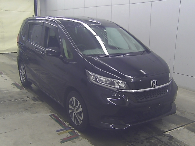 HONDA FREED — фото