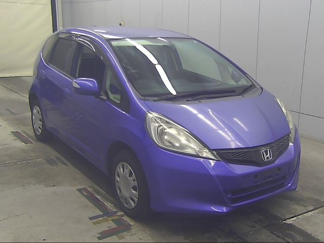 HONDA FIT — фото