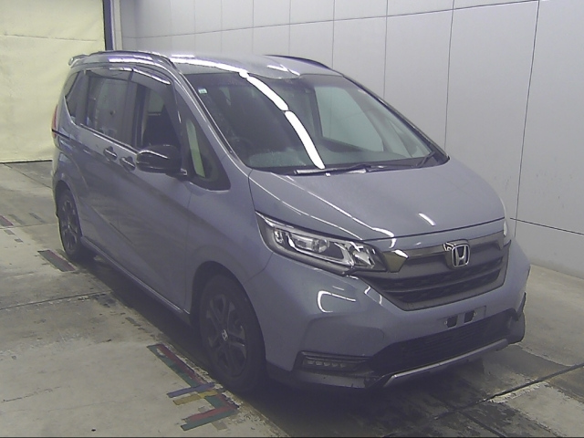 HONDA FREED — фото
