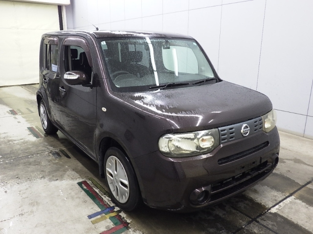 NISSAN CUBE — фото