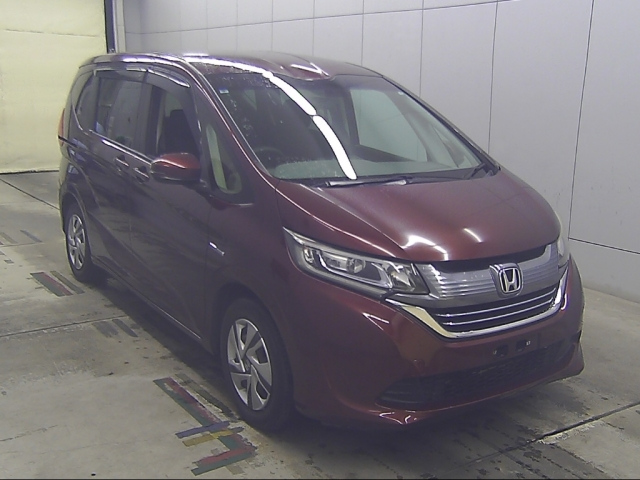 HONDA FREED — фото
