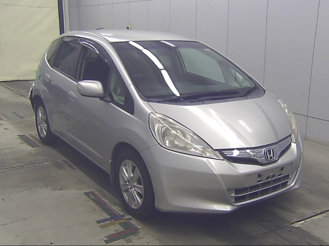 HONDA FIT — фото