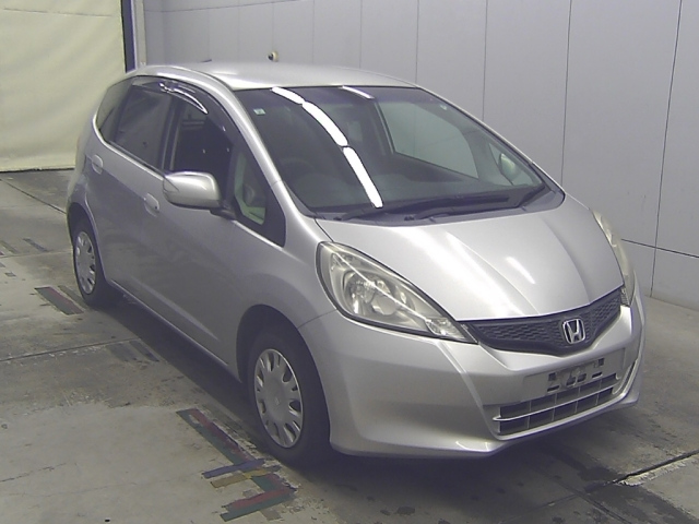 HONDA FIT — фото