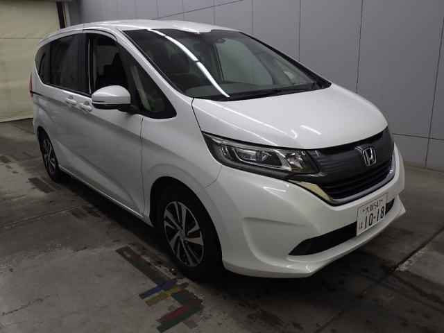 HONDA FREED — фото