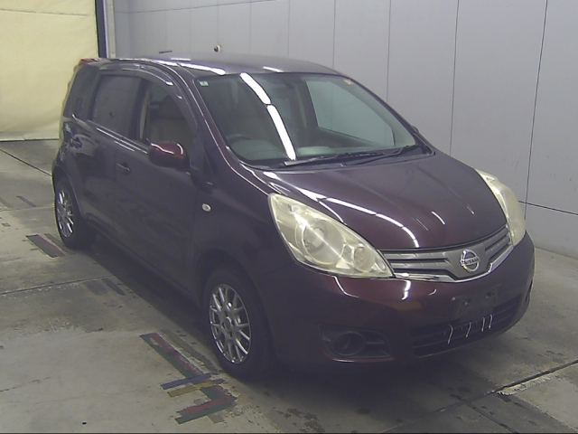 NISSAN NOTE — фото