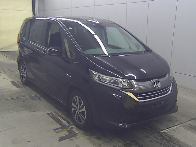 HONDA FREED — фото