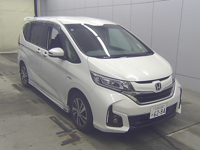HONDA FREED — фото