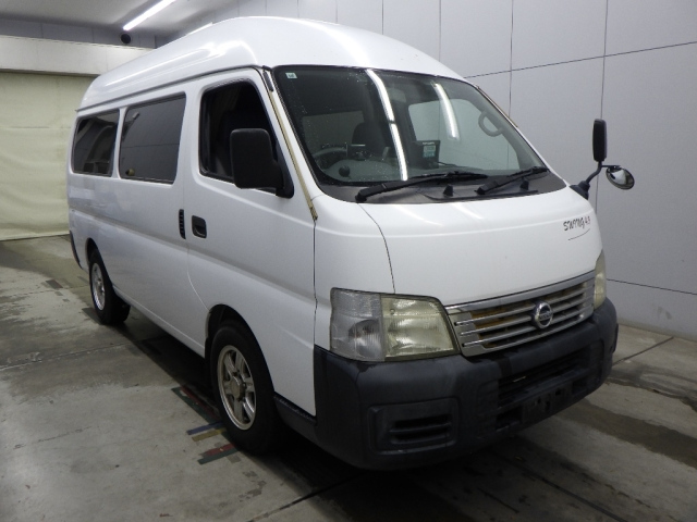 NISSAN CARAVAN — фото