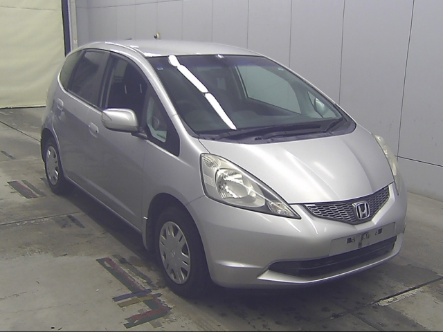 HONDA FIT — фото