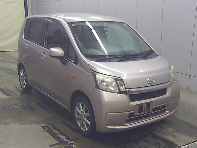DAIHATSU MOVE — фото