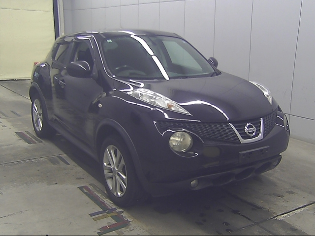 NISSAN JUKE — фото