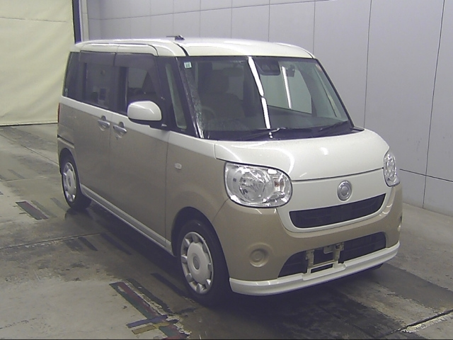 DAIHATSU MOVE — фото