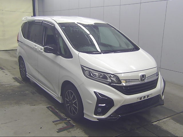 HONDA FREED — фото