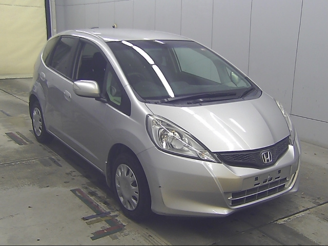 HONDA FIT — фото