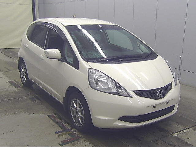 HONDA FIT — фото