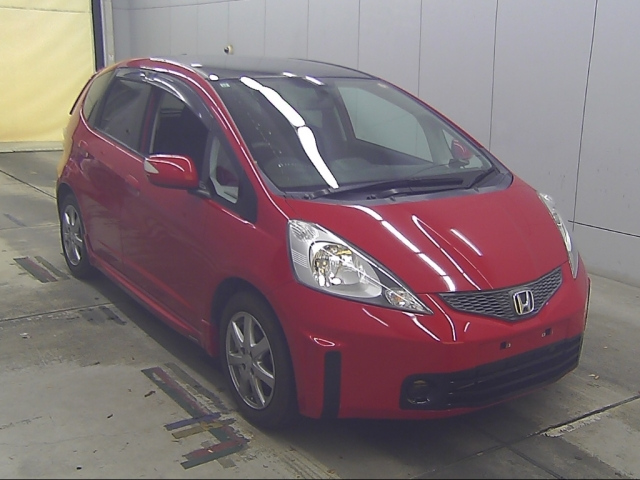 HONDA FIT — фото