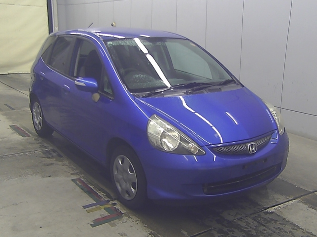 HONDA FIT — фото