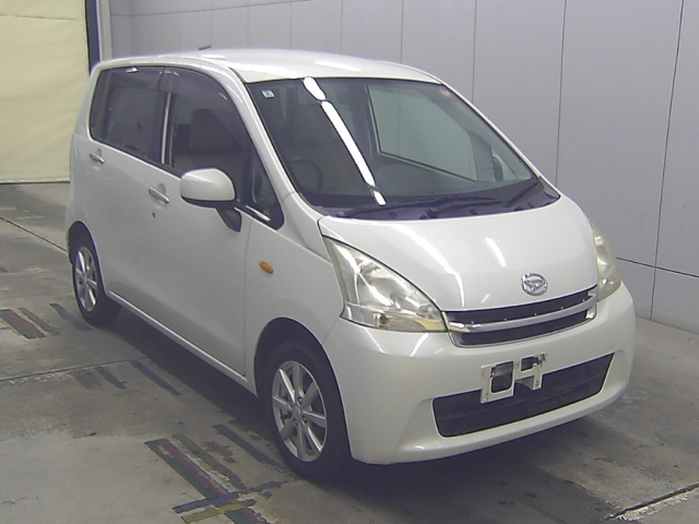 DAIHATSU MOVE — фото