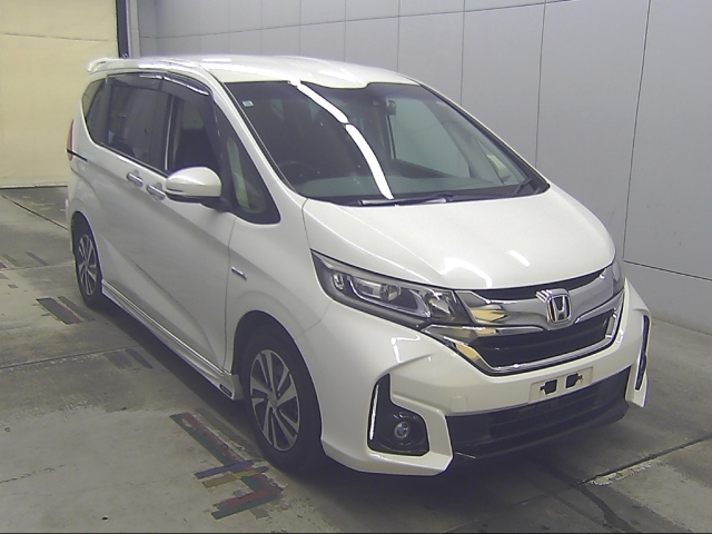 HONDA FREED — фото