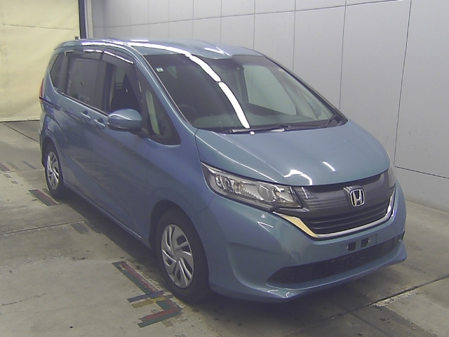 HONDA FREED — фото