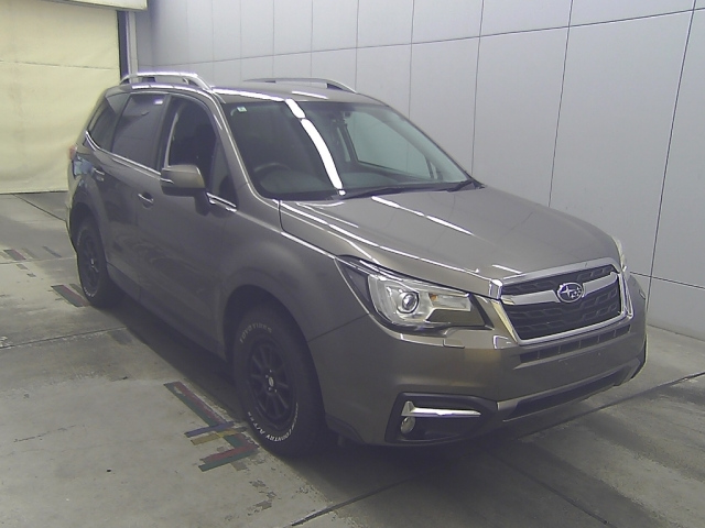 SUBARU FORESTER — фото