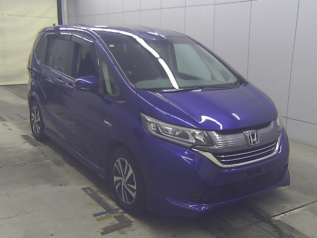 HONDA FREED — фото
