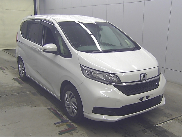 HONDA FREED — фото