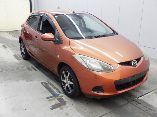 MAZDA DEMIO — фото