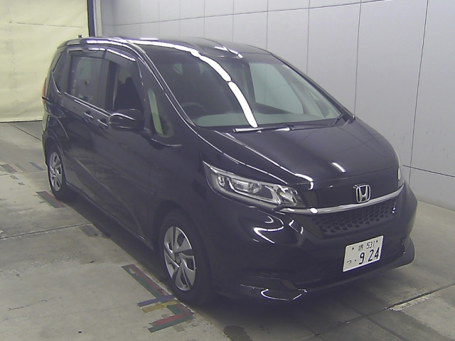 HONDA FREED — фото