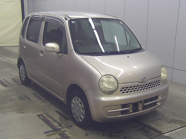 DAIHATSU MOVE — фото